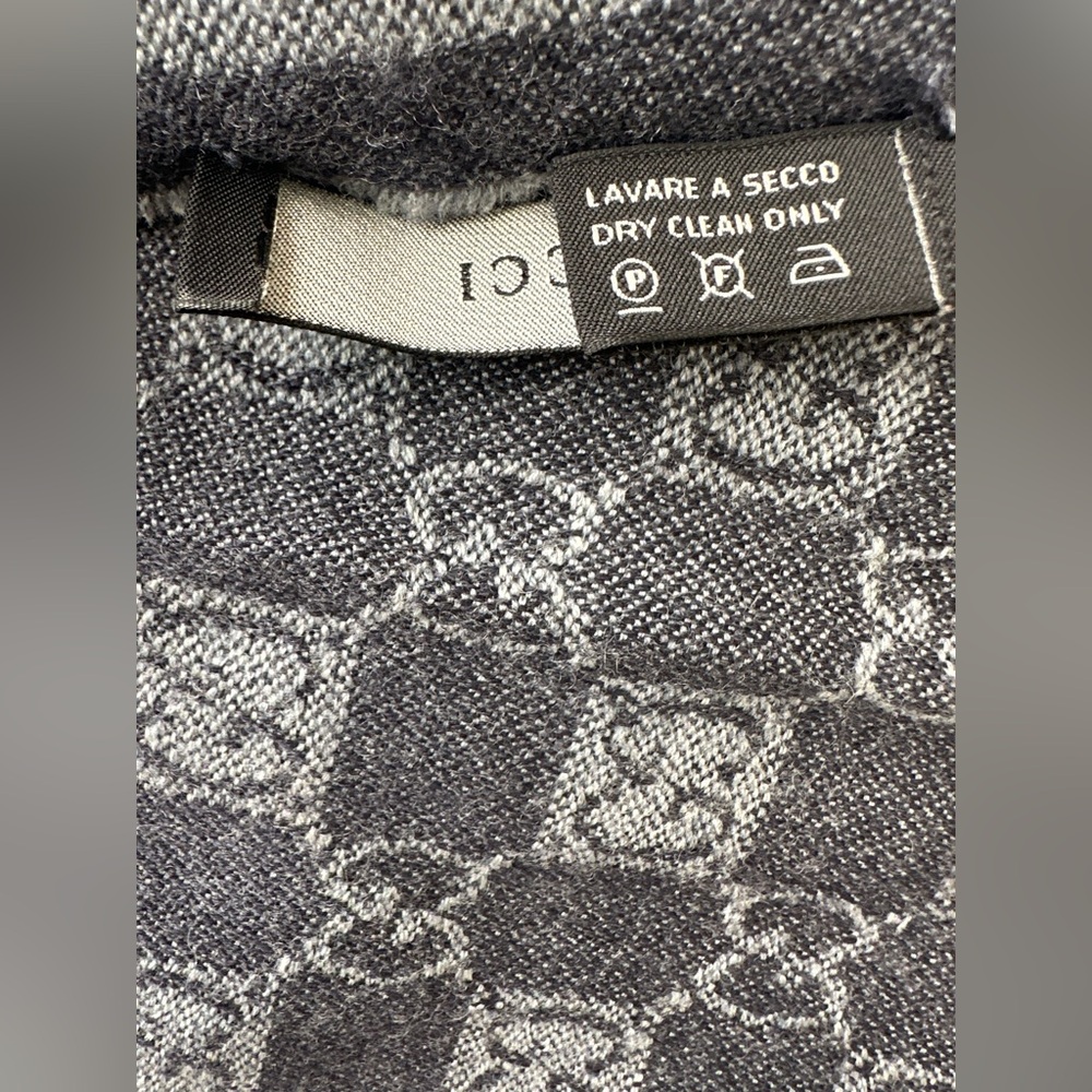 Gucci Wool Scarf - Picture 6 of 11
